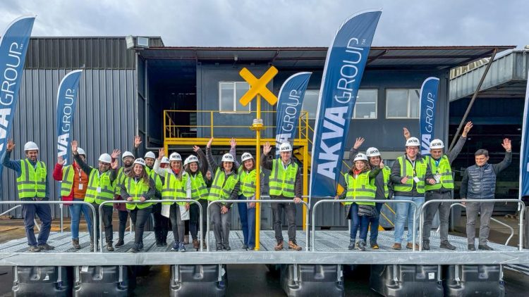 AKVA y Skretting se suman al «Turismo Salmonero» de Mowi
