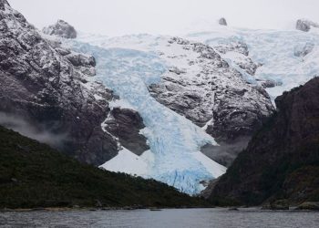Derretimiento glaciar en Magallanes: Los desafíos oceanográficos que anticipa la ciencia para la salmonicultura
