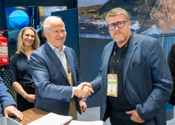 AKVA group y productor islandés firman acuerdo para una planta de smolt