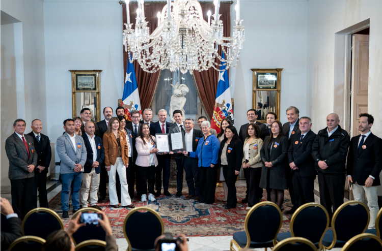 Consejo del Salmón valora la instauración del día nacional para los trabajadores del salmón