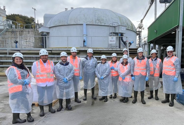 Delegación internacional destacan oportunidades acuícolas en Los Lagos