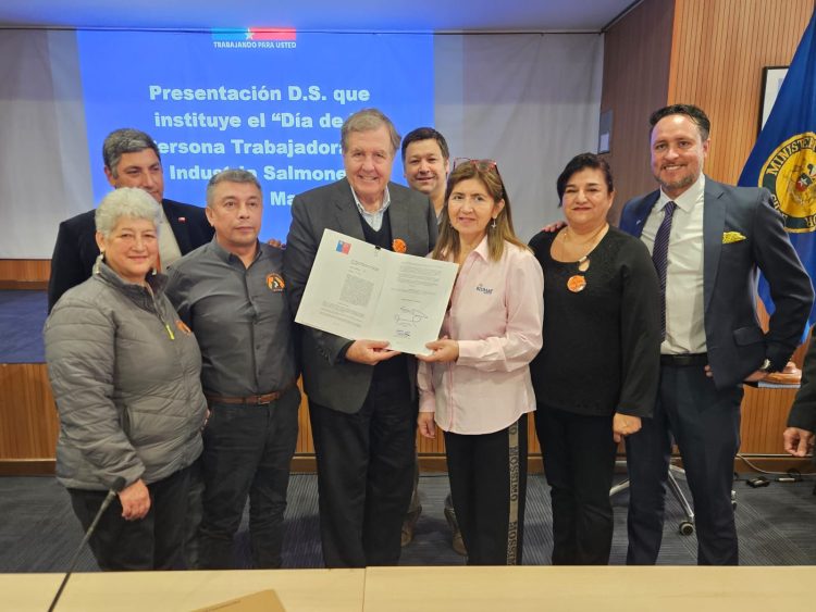 SalmonChile celebra la primera conmemoración de su fuerza laboral