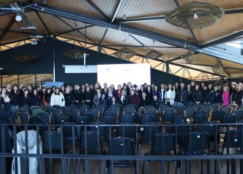 Fuerza laboral portuaria femenina alcanza el 12,6% y aumenta la participación en el sur austral
