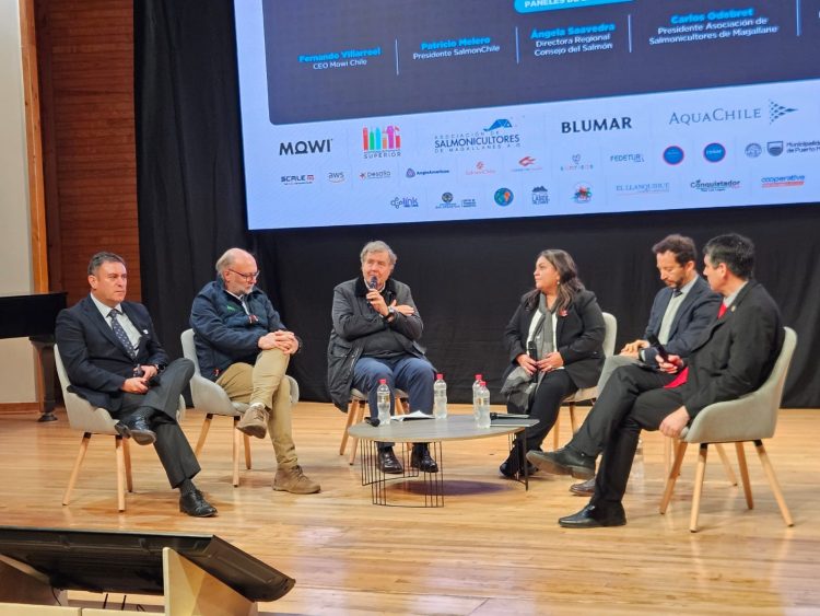 SalmonChile impulsa vínculo con academia en “Más Patagonia”