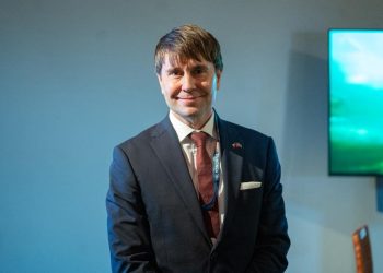 Embajador de Noruega: «Tenemos toda la voluntad de seguir trabajando con el nuevo equipo de gobierno»