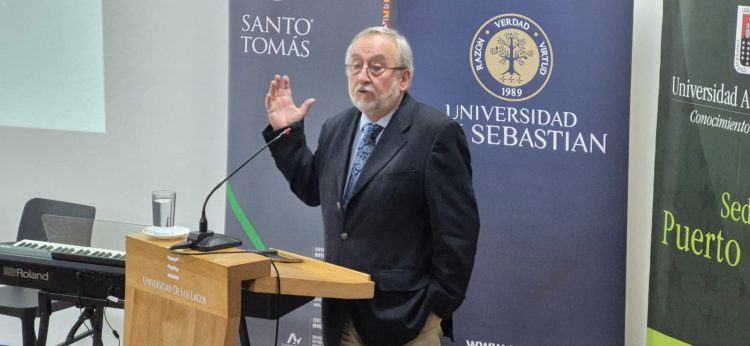 "Puerto Montt Superior" inaugura año académico con foco en ciencia e innovación colaborativa