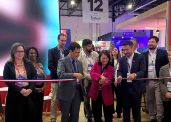 Chile proyecta consolidar el salmón en el retail brasileño de la mano del Corredor Bioceánico