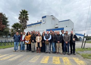 Salmones Antártica y PTEC-INVA abren camino a una “tercera industria” que conectará el campo chileno con la salmonicultura