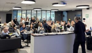 ¿Qué come el salmón? Estudio revela que la falta de información sobre alimentos amenaza confianza de los consumidores