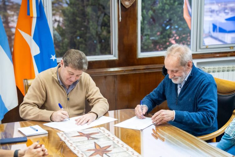 Cooke pone la mira en Tierra del Fuego con firma de carta de intención