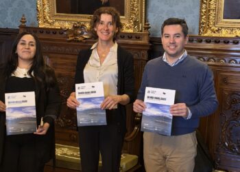 Salmonicultores de Magallanes profundizan diálogo territorial con nuevo boletín regional