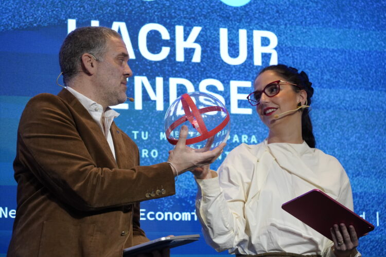 La segunda edición de Hack Ur Mindset se realizará el 25 y 26 de agosto en Puerto Varas, con invitados de Chile y Latinoamérica y una programación basada en los Inner Development Goals