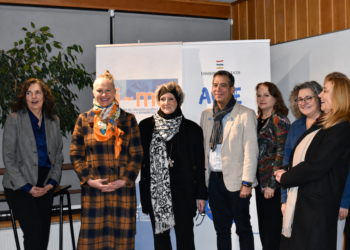 Participantes del taller científico sobre cambio climático y océanos en el Centro i~mar.