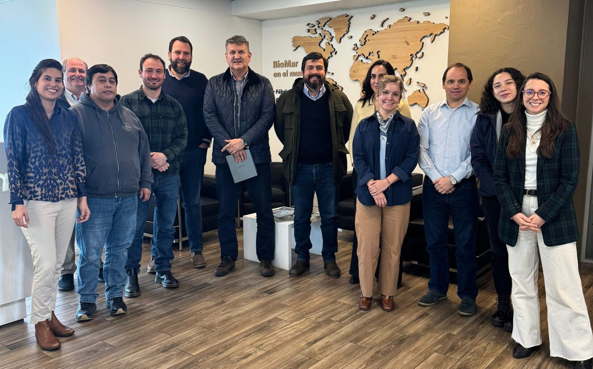 Multi X y BioMar impulsan un piloto de agricultura regenerativa para la salmonicultura, con potencial de escalar hasta 20.000 hectáreas en el sur de Chile.