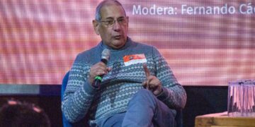 Dr. Patricio Dantagnan, director del Laboratorio de Nutrición y Fisiología de Peces, Dpto. de Ciencias Agropecuarias y Acuícolas, Facultad de Recursos Naturales, Universidad Católica de Temuco. Créditos: InfoSALMON.