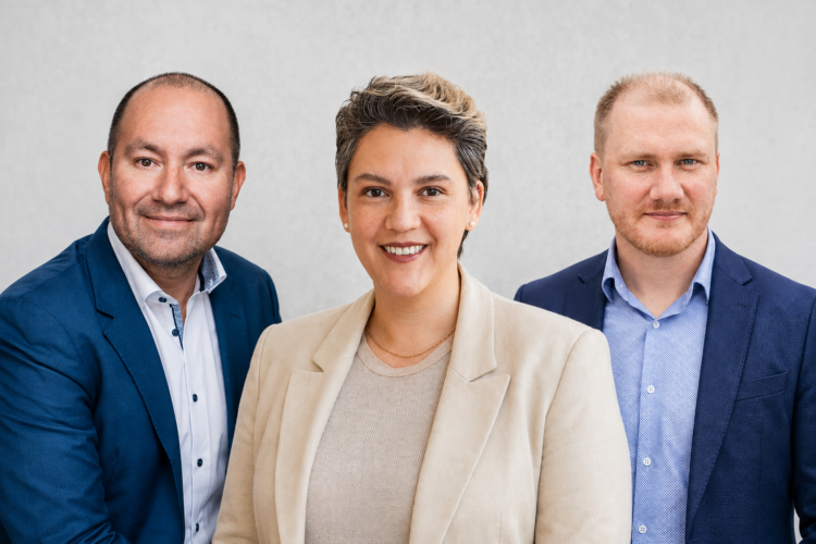 Fundadores de AquaNab, empresa que desarrolla nanoanticuerpos contra el piojo de mar