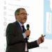 Ignacio Fernández, director general de ProChile, exponiendo sobre comercio exterior y salmón en Deloitte Las Condes.