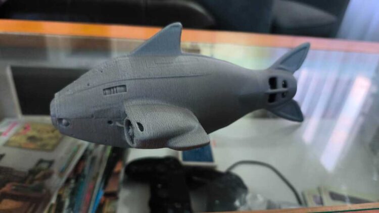 Dron submarino con IA creado por estudiantes del Biobío para rastrear salmones escapados