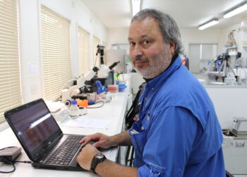 Dr. Kurt Paschke, de la Universidad Austral de Chile, analiza el oxígeno en la salmonicultura