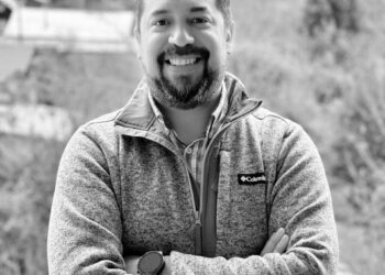 Felipe Cárdenas gerente de proyectos de Gel-x en conversación sobre biotecnología acuícola