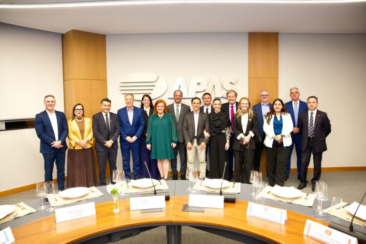 Delegación de SalmonChile y la marca Salmón de Chile en la agenda estratégica en São Paulo, Brasil